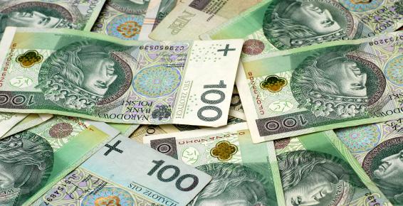 Ile zarabia się w Toruniu?